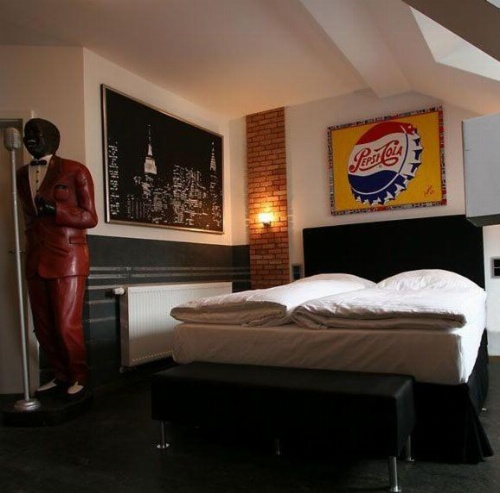 HIP Hotel image 7